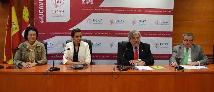 Presentación del nuevo grado de la UCAV