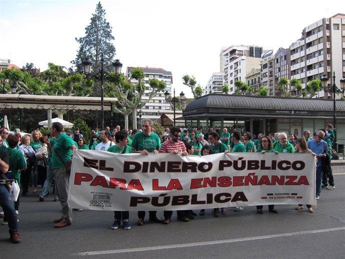 Concentración contra la LOMCE