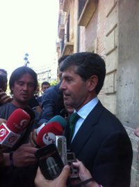 El alcalde de Castellón defiende ante el juez la legalidad del contrato con Orange cuando estaba en Sanidad