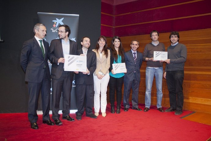 Los ganadores y finalistas de los premios EmprendedorXXI