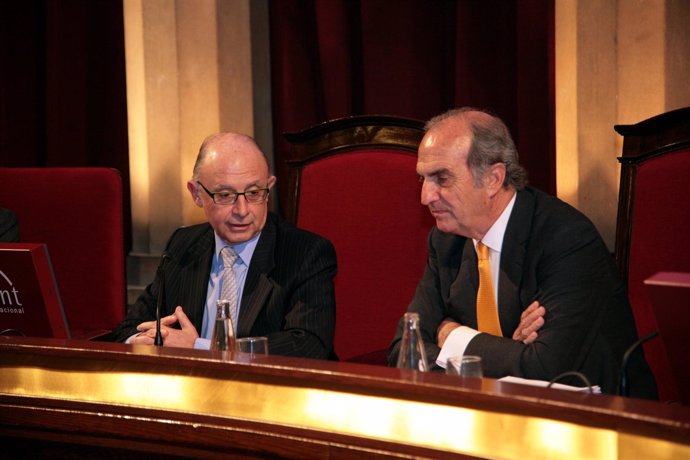 El ministro de Hacienda C.Montoro y el pte de Fomento J.G. De Montellà