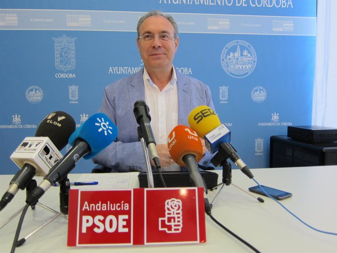 El portavoz municipal del PSOE, Juan Pablo Durán