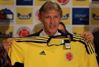 Fútbol.- Pekerman, molesto por designación de juez venezolano en Argentina-Colombia