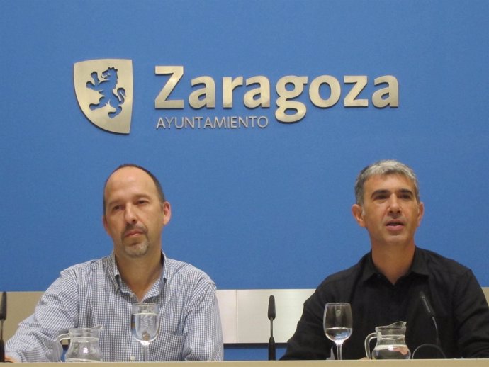 El concejal y el portavoz de CHA, Carmelo Asensio y Juan Martín