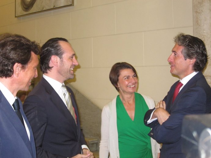 Isern, Bauzá, Durán y el presidente de la FEMP, Iñigo de la Serna