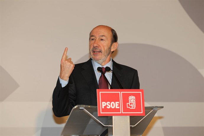 Alfredo Pérez Rubalcaba, En Rueda De Prensa