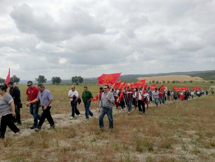 Ocupación simbólica de una finca por parte del PCA