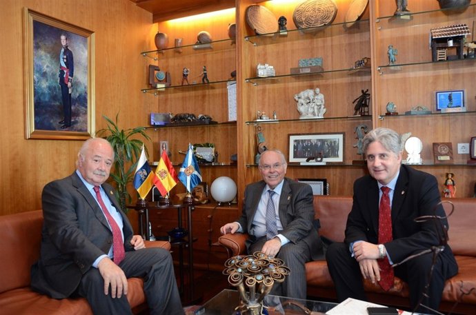 Melchior recibe al rector de la UIMP