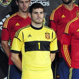  Iker Casillas