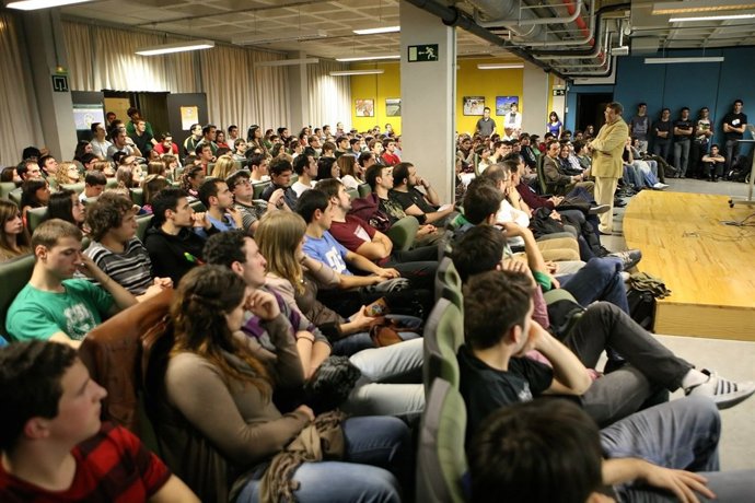 Imagen de una de las sesiones celebradas en la anterior edición del ciclo