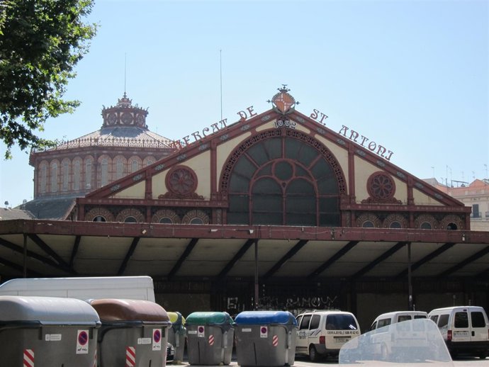 Mercado De Sant Antoni De Barcelona