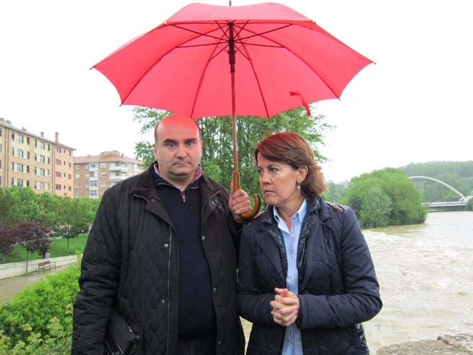 El consejero Morrás junto a la presidenta Barcina 