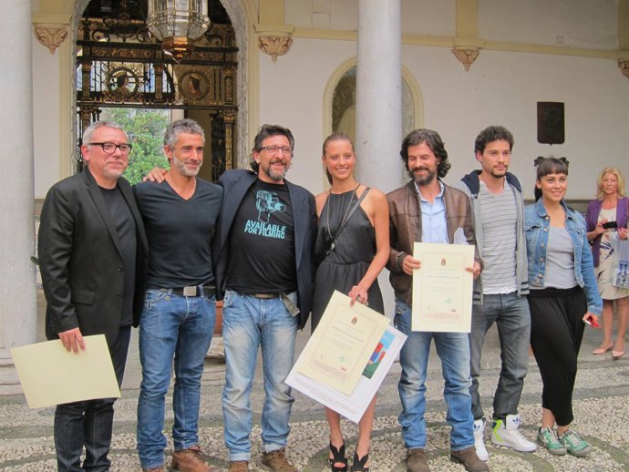 El director y actores de la serie de TVE 'Isabel'