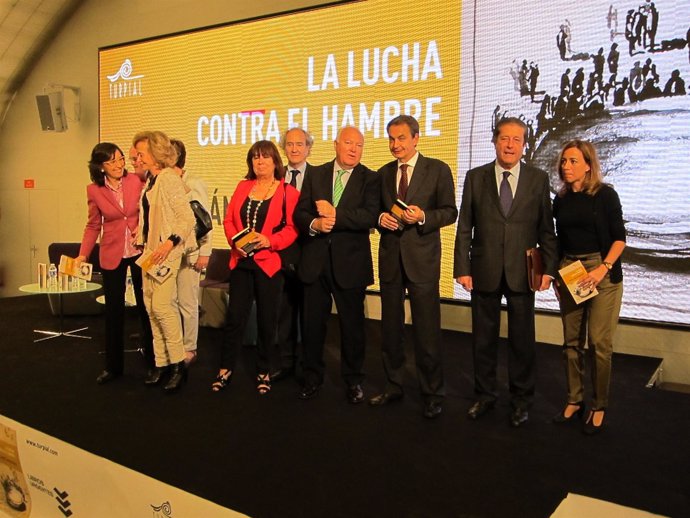 Zapatero y Moratinos en el acto de Lucha contra el hambre