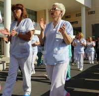 CGT denuncia que la empresa Valoriza "intenta reventar" la huelga indefinida de los limpiadores de la Arrixaca