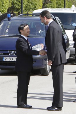 El Príncipe Felipe con Naruhito
