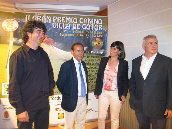 Presentación de la Gotor Dog Party en la DPZ