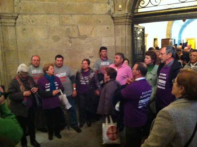 Afectados por preferentes en el Pleno de Santiago