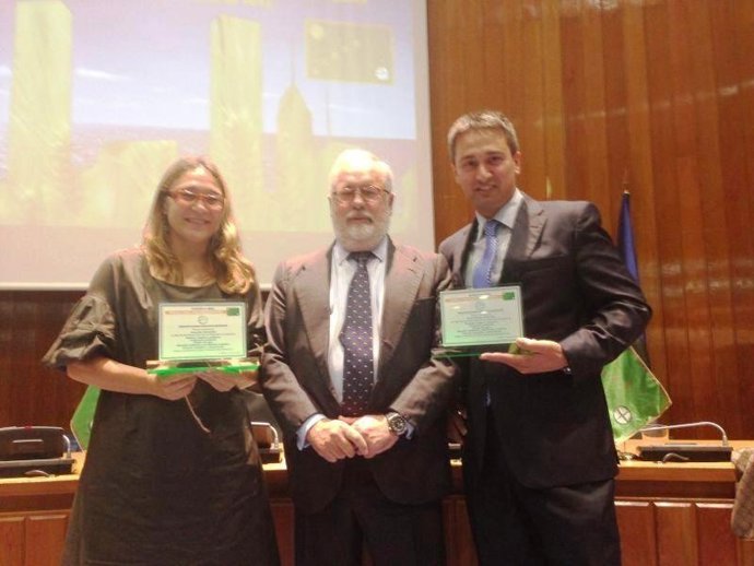 Entrega de la bandera verde