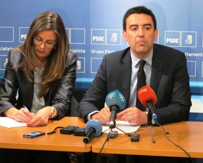 Mario Jiménez, en rueda de prensa