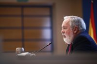 Arias Cañete dice que "hay agua para todos" si se distribuye solidariamente