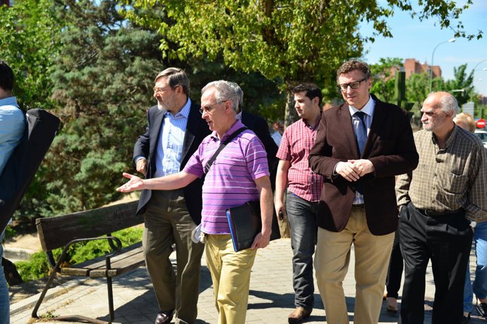 Lissavetzky visita la colonia de Los Álamos              