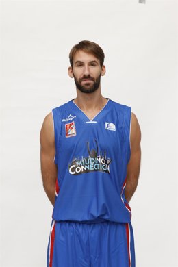 MICKY STOBART-BLUSENS MONBUS