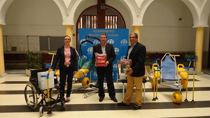 Material adaptado discapacitado Rincón playa