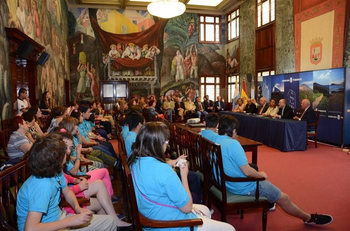 Integrantes de la expedición 'Sonrisa a Tenerife'