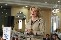 Aguirre acusa a "socialistas y comunistas" de no sacrificarse por los ciudadanos tras rechazar la reducción de diputados