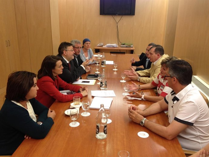 Reunión de Puig y Soraya Rodríguez con trabajadores de Galmed
