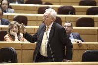Margallo defenderá en Bruselas la participación de las agencias de viajes en la gestión de los visados