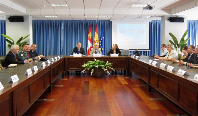 Reunión para presentar las unidades de atención a víctimas de accidentes