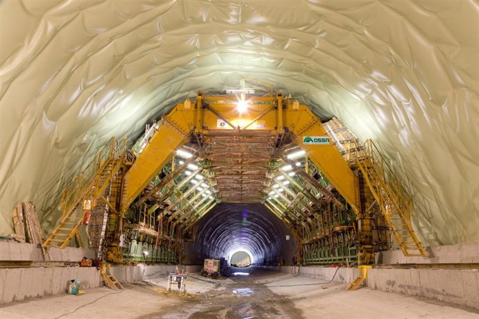 Uno de los túneles construidos por el grupo Ossa