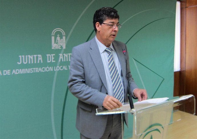 Diego Valderas, hoy ante los medios