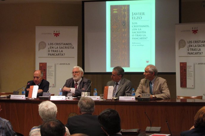 Ramón Jáuregui, Javier Elzo, José Juan Toharia y Luis Aranguren