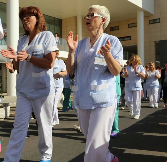 Huelga indefinida en el servicio de limpiezas del Hospital Virgen de la Arrixaca