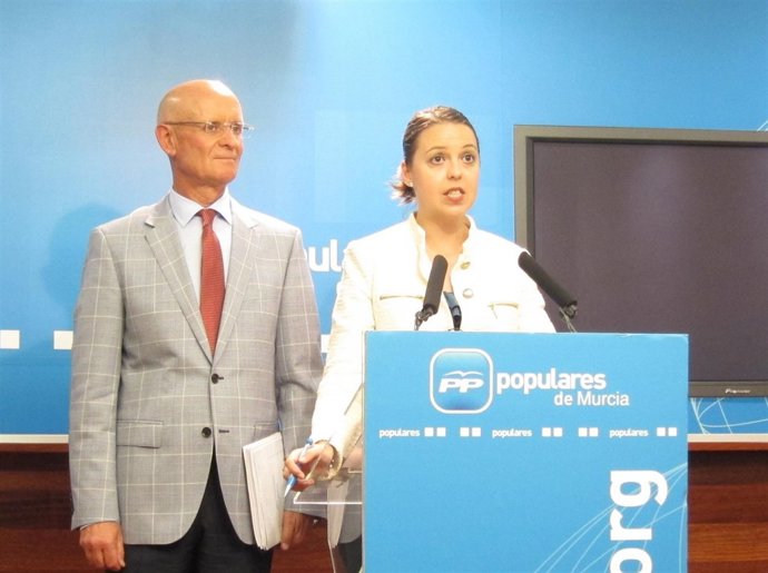 Coronado y González