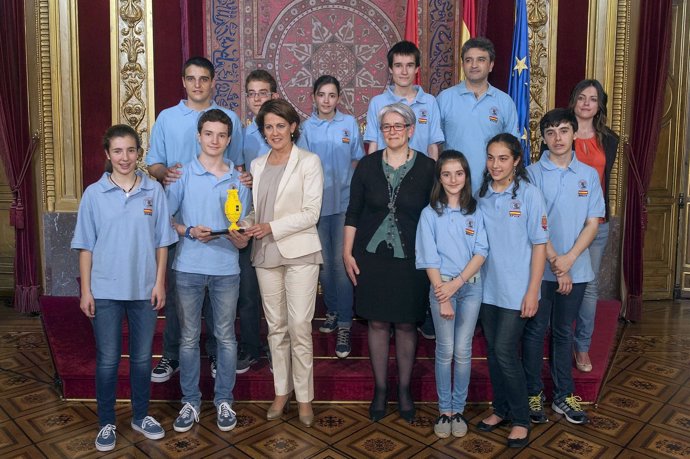  Barcina Y Goicoechea Con Los Vencedores De La First Lego Lea
