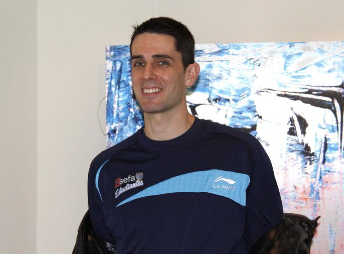 Rodrigo De La Fuente, Jugador Del Asefa Estudiantes