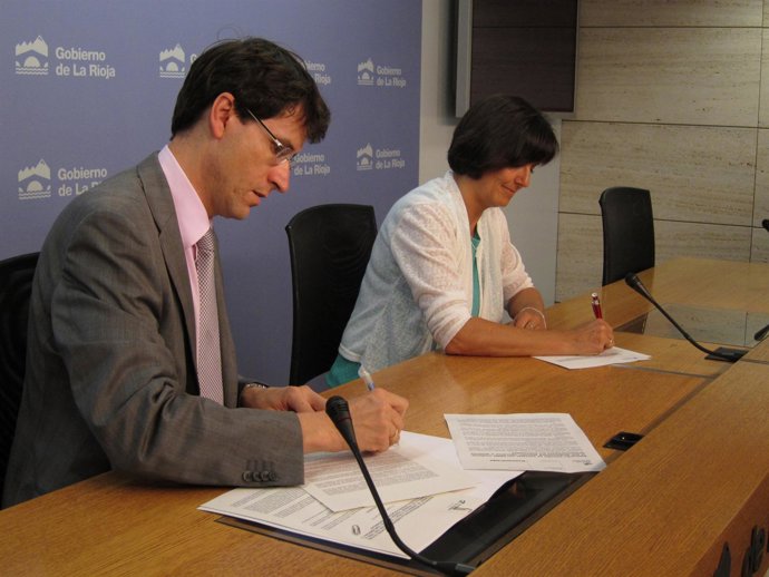 Firma convenio con FARO
