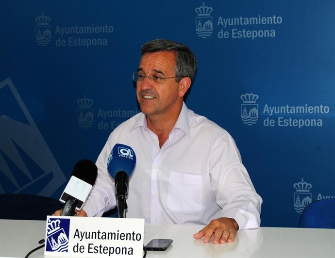 El alcalde de Estepona, José María García Urbano