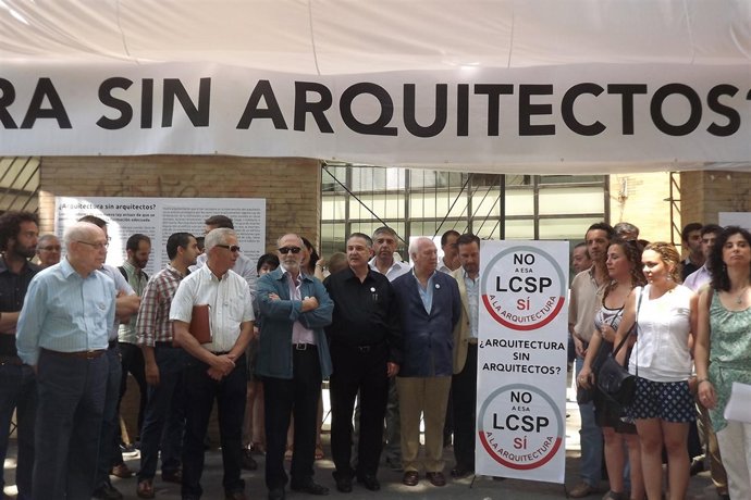 Concentración de los arqutectos.