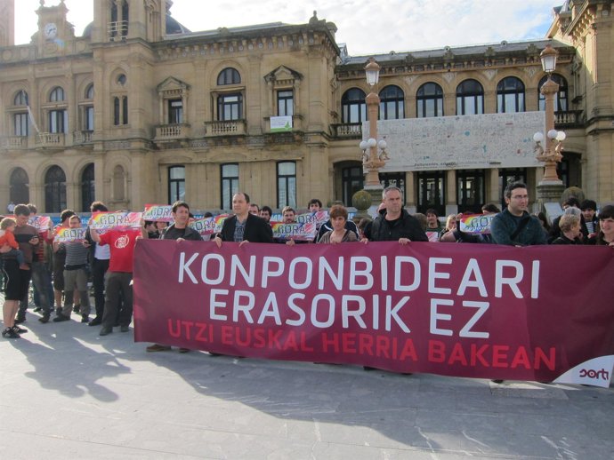 Concentración por el juicio del sumario 35/02