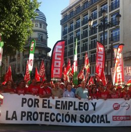 Manifestación de UGT y CCOO para pedir un plan especial de empleo para Andalucía