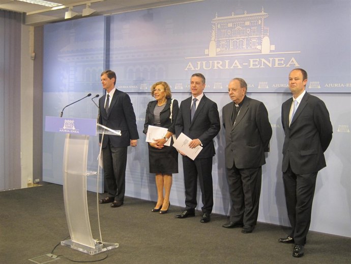 Presentación del informe por el lehendakari