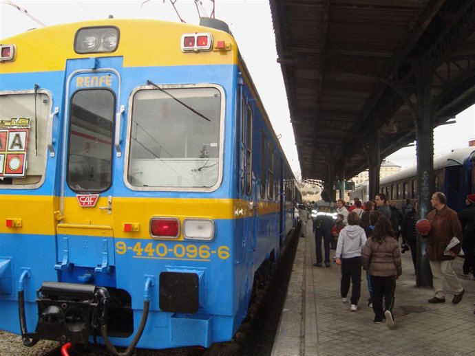 El tren turístico 'Río Eresma', en Segovia