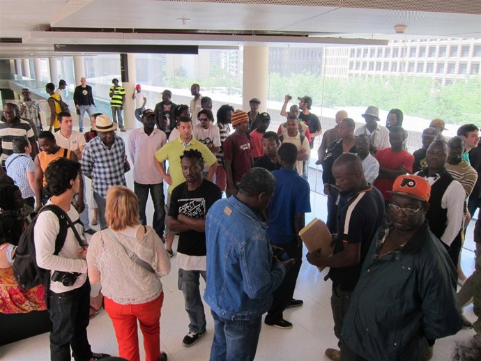 Subsaharianos de la nave de Poblenou se quedan sin entrar en el juicio