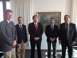 Josep Maria Pelegrí (conseller de Agricultura) en una reunión