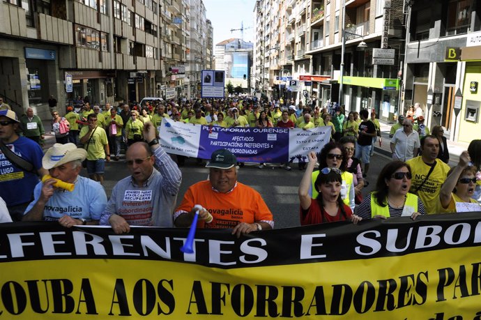 OURENSE 15/06/2013: MANIFESTACIÓN DE AFECTADOS POR LAS PREFERENTES Y SUBORDINADA